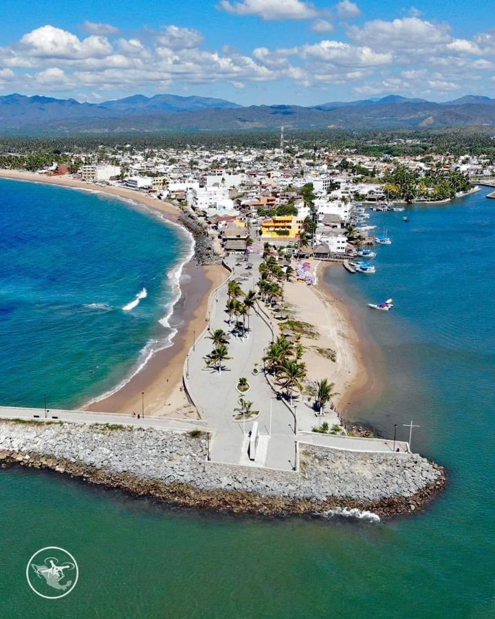 Hotel Y Bungalows Bugambilias Сан-Патрисио-Мелак Экстерьер фото